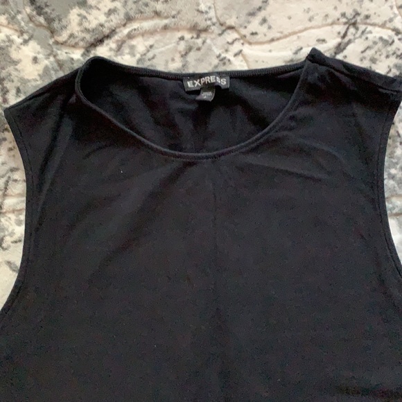 ❌SOLD❌Express Black Cropped Top - Picture 2 of 2